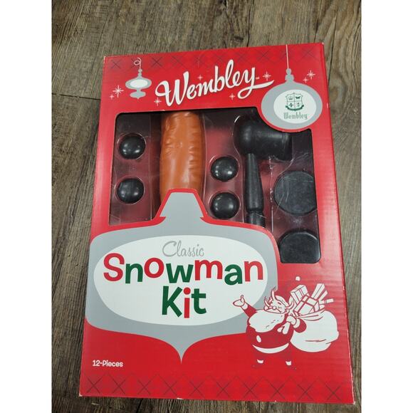 Wembley 12-Piece Build Your Very Own Snowman Kit New - Picture 1 of 3
